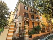 Appartamento in vendita di 197 m² in Via Rovigo