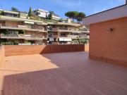 Appartamento in vendita di 198 m² in Via della Mendola