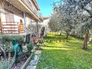 Appartamento in vendita di 200 m² in Via Bernini