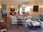 Appartamento in vendita di 200 m² in Via Cassia