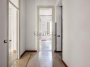 Appartamento in vendita di 200 m² in Via Catania, 5