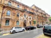 Appartamento in vendita di 200 m² in Via Centonze, 209