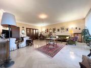 Appartamento in vendita di 200 m² in Via del Casale de...