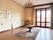Appartamento in vendita di 200 m² in Via Francesco...