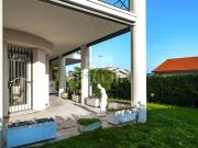 Appartamento in vendita di 200 m² in Via Villa del Sole