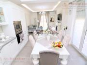 Appartamento in vendita di 200 m² in Via Vincenzo di Maro, 3