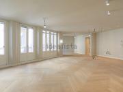 Appartamento in vendita di 202 m² in Via Lodovico Ariosto