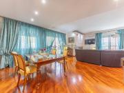 Appartamento in vendita di 203 m² in Via Filippo Ermini, 2