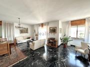 Appartamento in vendita di 203 m² in Via Monte Santo, 5