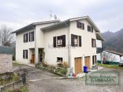 Appartamento in vendita di 205 m² in Via Carlo Traballi