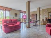 Appartamento in vendita di 205 m² in Viale Pubblico...