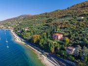 Appartamento in vendita di 206 m² in Via Gardesana