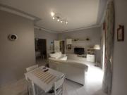 Appartamento in vendita di 206 m² in Via P. Bronzetti, 31