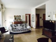 Appartamento in vendita di 207 m² in Via Odone Belluzzi, 1