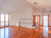 Appartamento in vendita di 208 m² in Via Roma
