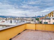 Appartamento in vendita di 209 m² in Via Nizza