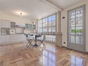 Appartamento in vendita di 210 m² in Piazza Castello