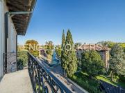 Appartamento in vendita di 210 m² in Via Cipro