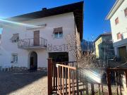 Appartamento in vendita di 210 m² in Via Giovanni Segantini