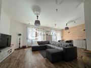 Appartamento in vendita di 210 m² in Via Mughina