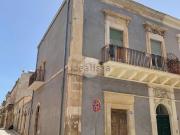 Appartamento in vendita di 210 m² in Via Paolo Cassar...