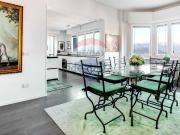 Appartamento in vendita di 210 m² in Via per Brisino