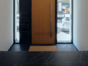 Appartamento in vendita di 212 m² in Via Malj Tabajani, 1