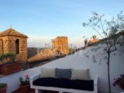 Appartamento in vendita di 214 m² in Via Vittorio Veneto