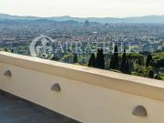 Appartamento in vendita di 215 m² in Via della...