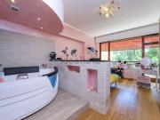 Appartamento in vendita di 215 m² in Via Giuseppe Elia Benza