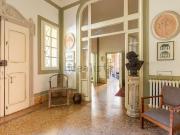Appartamento in vendita di 217 m² in Via Parigi