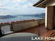 Appartamento in vendita di 217 m² in Via per comnago, 80