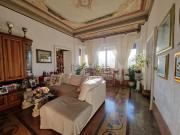 Appartamento in vendita di 220 m² in Via Borgoratti