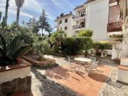 Appartamento in vendita di 220 m² in Via Enrico De Nicola