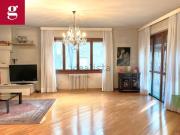 Appartamento in vendita di 220 m² in Via Federico Tesio, 7