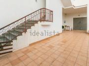 Appartamento in vendita di 220 m² in Via Foscolo