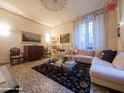 Appartamento in vendita di 220 m² in Via Montallegro, 5