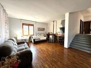 Appartamento in vendita di 221 m² in Strada Bobbio, 57