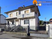 Appartamento in vendita di 223 m² in Via Enrico N. Tazzoli