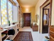 Appartamento in vendita di 240 m² in Via Gabriele Fusco, 23