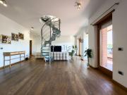 Appartamento in vendita di 226 m² in Via Andrea...