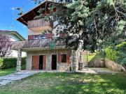 Appartamento in vendita di 226 m² in Via borgaiolo, 24