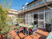 Appartamento in vendita di 229 m² in Via Quintilio Varo, 46