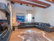 Appartamento in vendita di 230 m² in Calle Franco Passarella