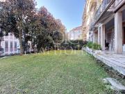 Appartamento in vendita di 230 m² in Via dei Colli della...