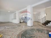 Appartamento in vendita di 230 m² in Via del Tritone, 4