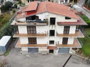 Appartamento in vendita di 230 m² in Via Fratelli Teti