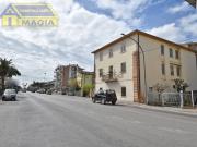 Appartamento in vendita di 230 m² in Via Gian Lorenzo... Appartamento in vendita di 230 m² in Via Gian Lorenzo...