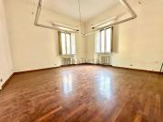 Appartamento in vendita di 230 m² in Via Lorenzo Il...