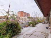 Appartamento in vendita di 230 m² in Via Pietro...